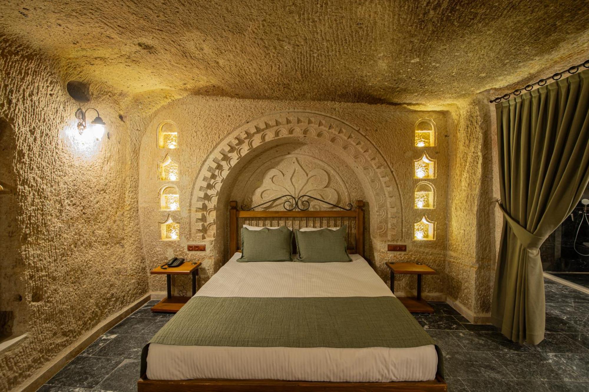Ares Cave Suites เกอเรเม ภายนอก รูปภาพ