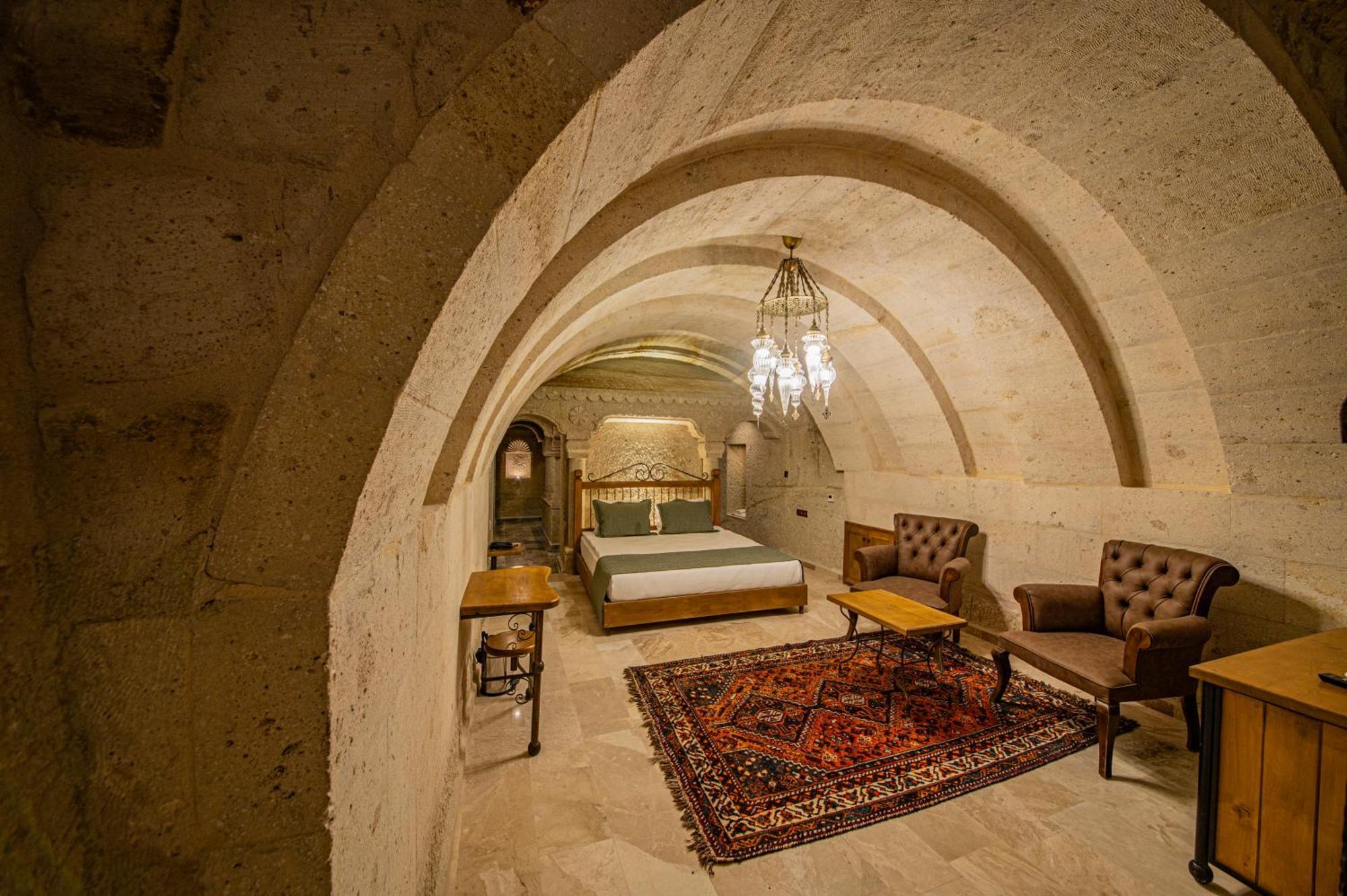 Ares Cave Suites เกอเรเม ภายนอก รูปภาพ