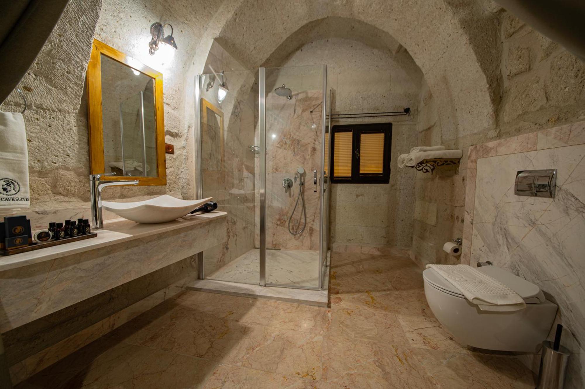 Ares Cave Suites เกอเรเม ภายนอก รูปภาพ