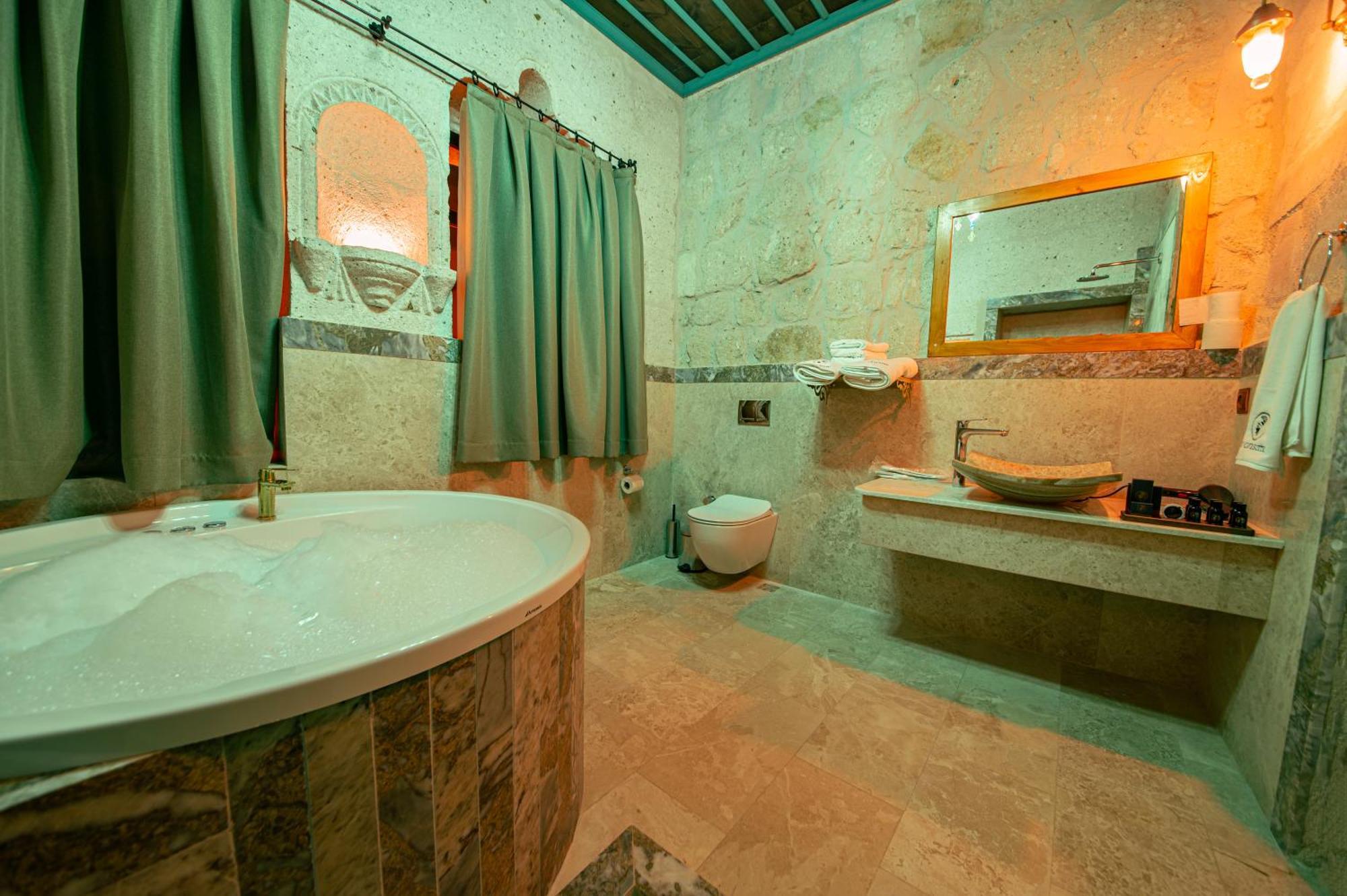Ares Cave Suites เกอเรเม ภายนอก รูปภาพ